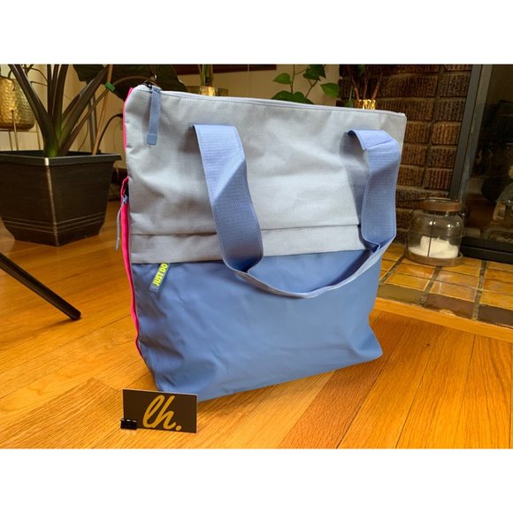 Nike Radiate Training Graphic “Blue Pink” Tote Bag BA5527-460 - Picture 4 of 6